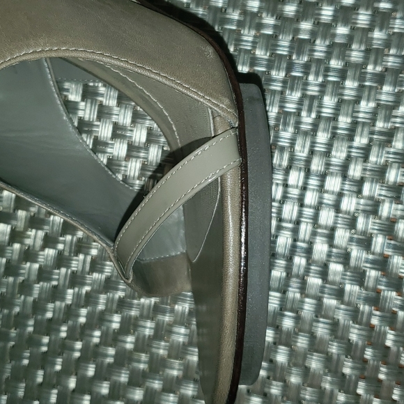 BCBGMaxAzria Platform Opentoe Sandal Sz 8 - Picture 12 of 12